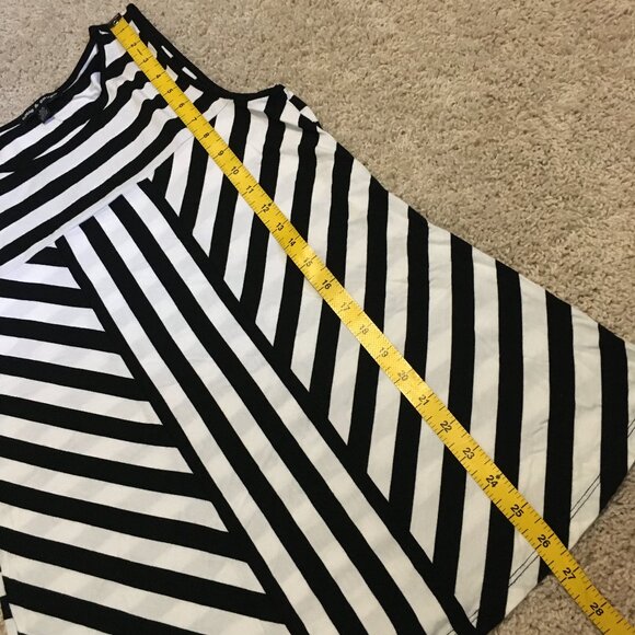 Cable & Gauge Burtonesque Striped A-line Tank Top - Picture 13 of 14